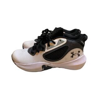 Boys’ Youth Under Armour Athletic Shoes – Size 4 – Black/White